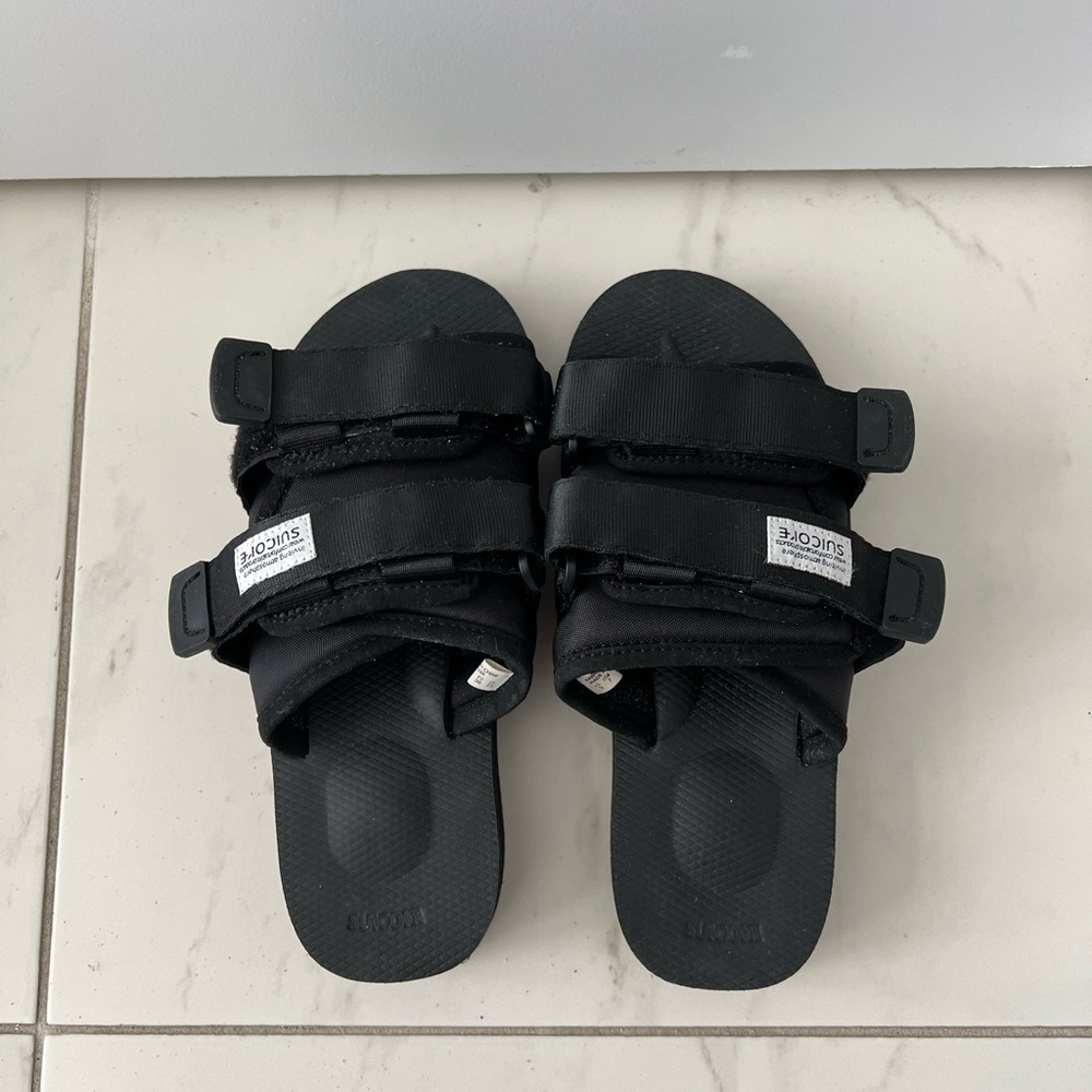 Suicoke Moto Cab sandals size 5